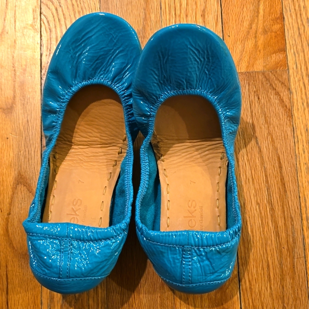 Tieks 7